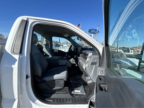New 2023 Ford F350 XL w/ Snow Plow Prep Package image 15