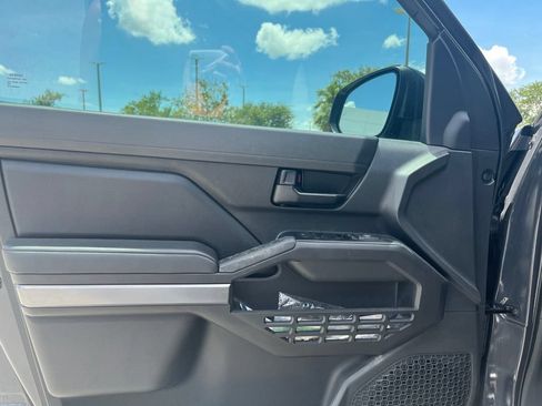Used 2025 Toyota Tacoma SR5 RWD image 11