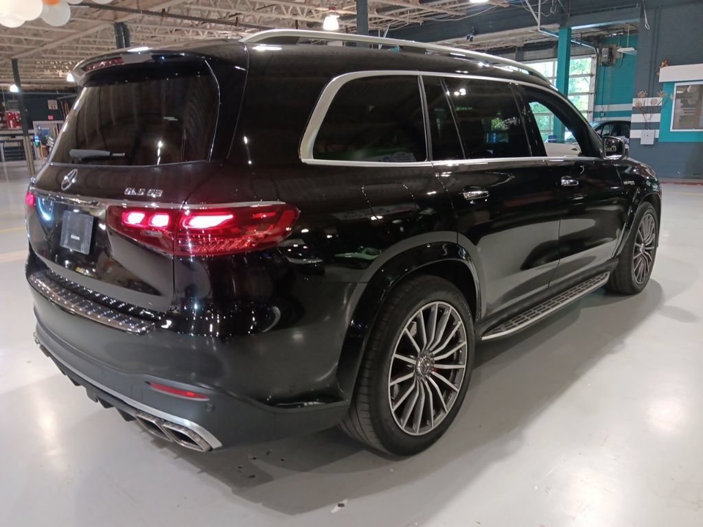 Used 2024 Mercedes-Benz GLS 63 AMG 4MATIC image 14