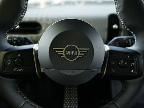 Used 2025 MINI Cooper S FWD image 28