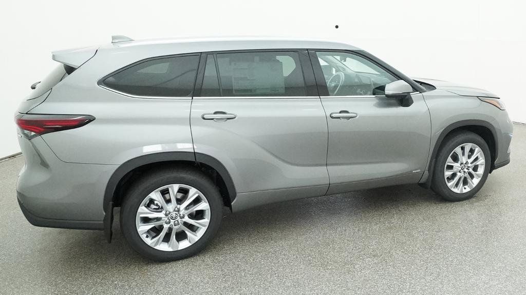 New 2026 Toyota Highlander Limited AWD/4WD image 16