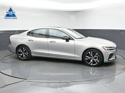 Used 2024 Volvo S60 B5 Core w/ Climate Package FWD image 1