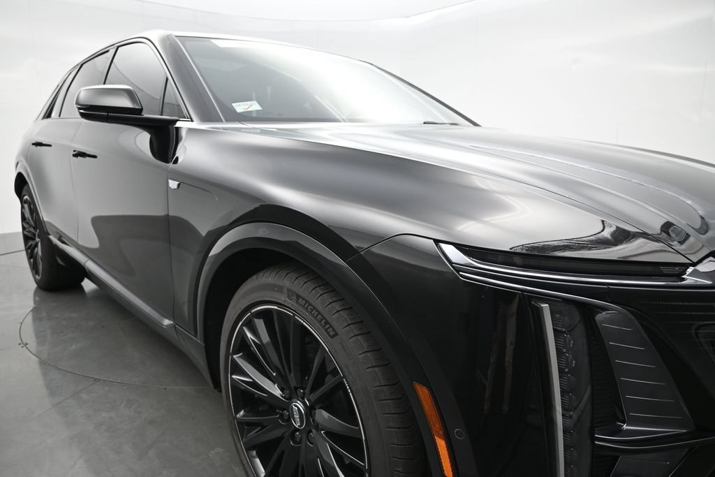 Certified 2025 Cadillac Lyriq Sport AWD/4WD image 32