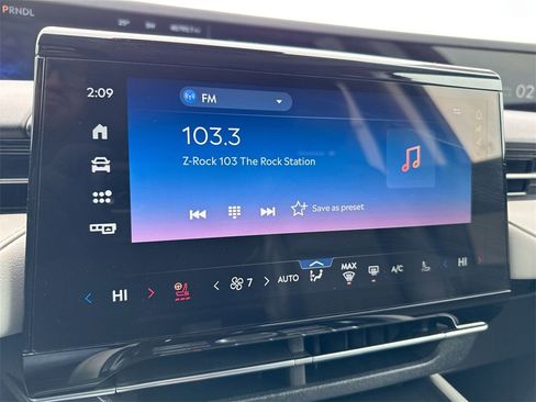 Used 2024 Lincoln Nautilus Reserve image 14