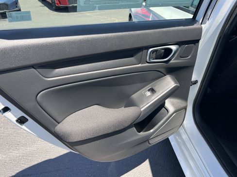Certified 2025 Honda Civic Sport image 19