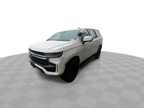 Used 2022 Chevrolet Tahoe 2WD w/ Remote Keyless Entry Package image 4