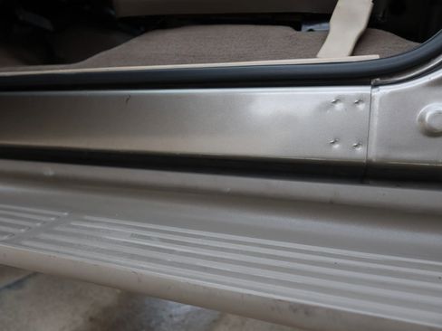 Used 2003 Ford Excursion Eddie Bauer image 28