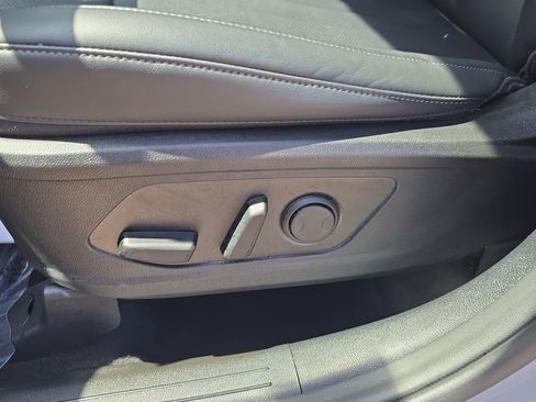 Certified 2023 Kia Sorento SX AWD/4WD image 22