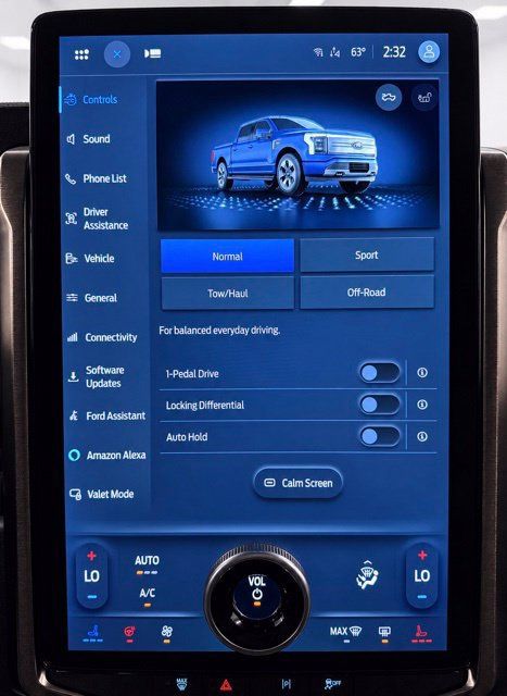 Used 2022 Ford F150 Lightning Lariat AWD/4WD image 48