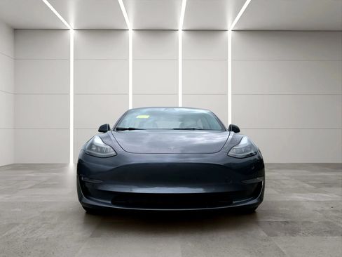 Used 2022 Tesla Model 3 Long Range AWD/4WD image 4