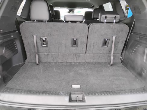 Used 2025 Buick Enclave Sport Touring image 19