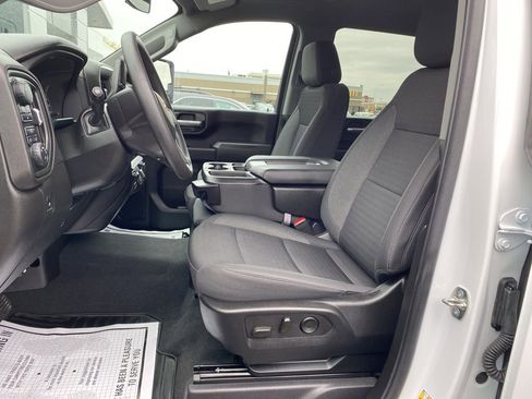 Used 2024 Chevrolet Silverado 2500 Custom w/ Custom Convenience Package AWD/4WD image 10
