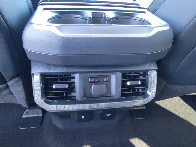 Used 2025 Ford F150 Platinum AWD/4WD image 19