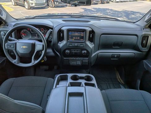 Used 2021 Chevrolet Silverado 1500 Custom AWD/4WD image 15