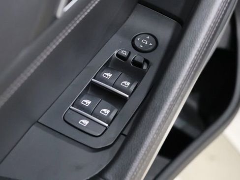 Used 2020 BMW X6 M50i w/ Executive Package AWD/4WD image 18