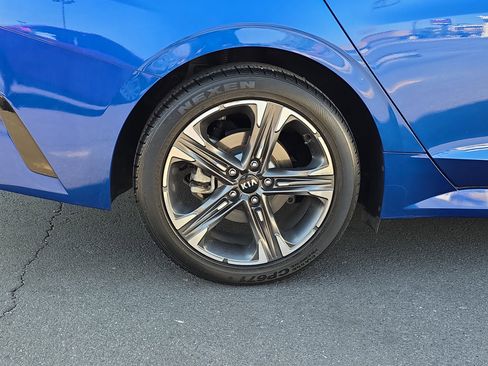 Used 2021 Kia K5 EX image 9