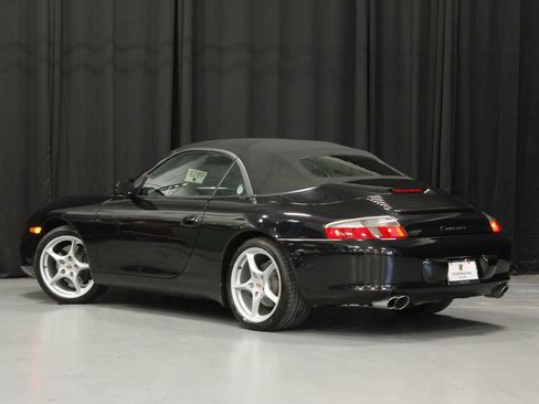 Used 2003 Porsche 911 Carrera RWD image 3