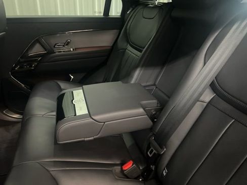 Used 2024 Land Rover Range Rover Sport Dynamic SE image 14