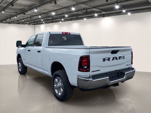 New 2026 RAM 2500 Big Horn AWD/4WD image 3