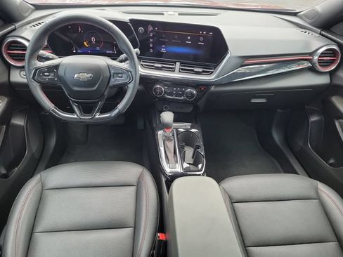 Used 2024 Chevrolet Trax RS w/ Driver Confidence Package FWD image 14