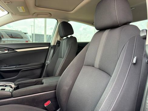 Used 2019 Honda Civic EX image 11