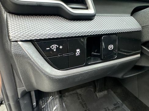 Used 2025 Kia Sportage LX FWD image 55