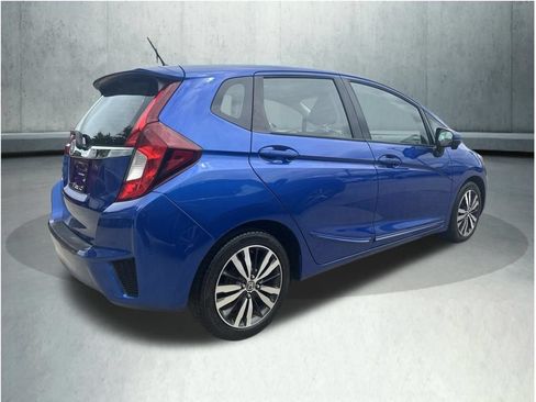 Used 2017 Honda Fit EX image 5