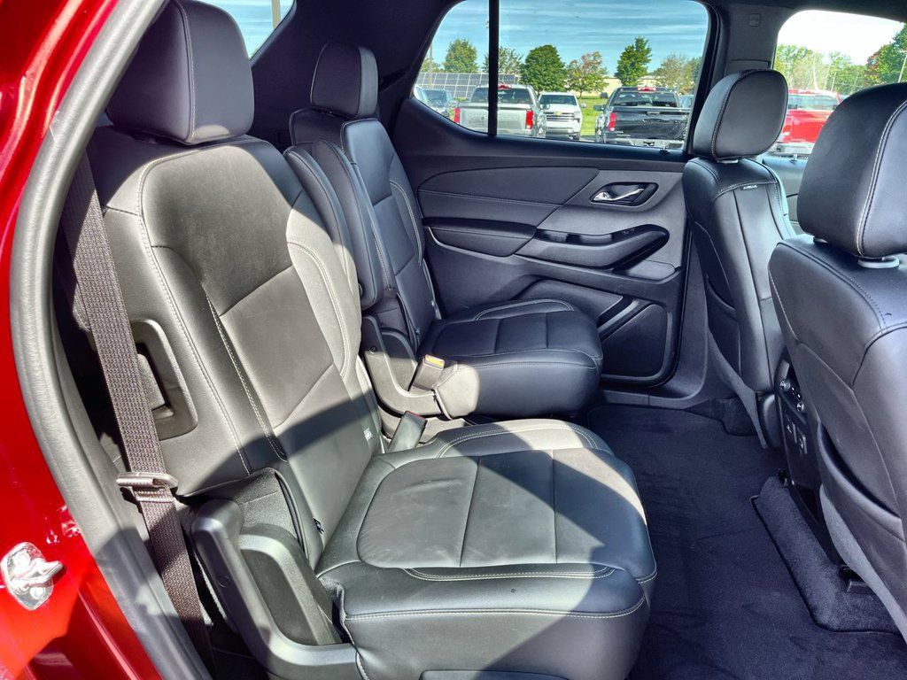 Used 2023 Chevrolet Traverse LT w/ LT Premium Package AWD/4WD image 27