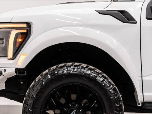 Used 2025 Ford F150 Raptor AWD/4WD image 12