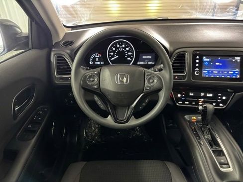 Used 2022 Honda HR-V EX image 15