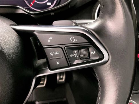 Used 2016 Audi TT 2.0T w/ Technology Package image 10