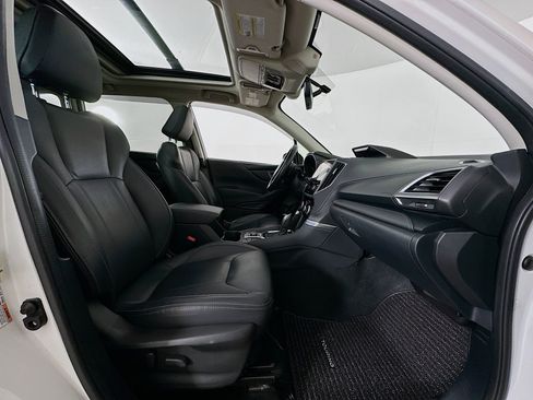 Used 2019 Subaru Forester Touring image 33