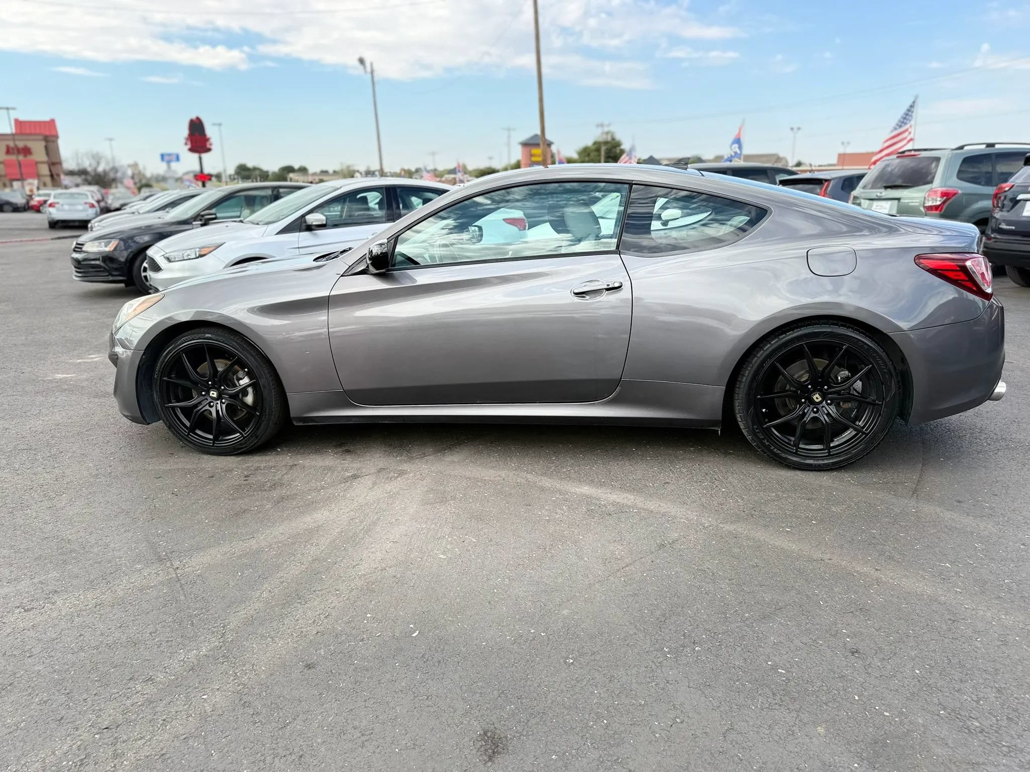 Used 2013 Hyundai Genesis 2.0T RWD image 6