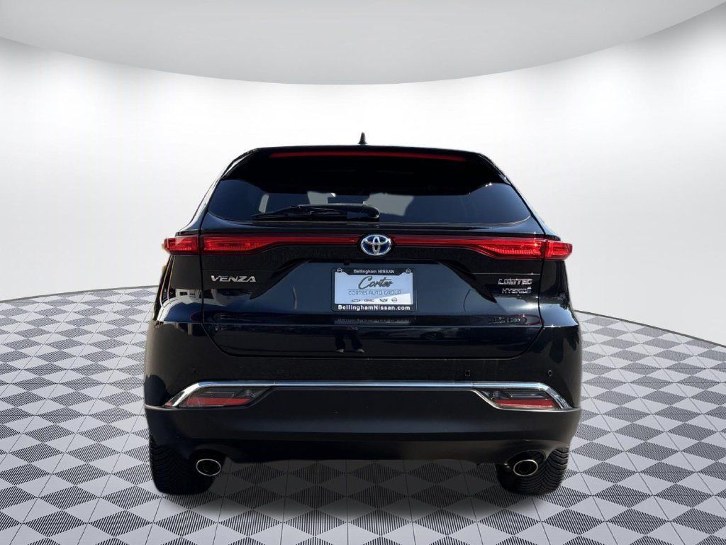 Used 2022 Toyota Venza Limited w/ Advanced Technology Package AWD/4WD image 6