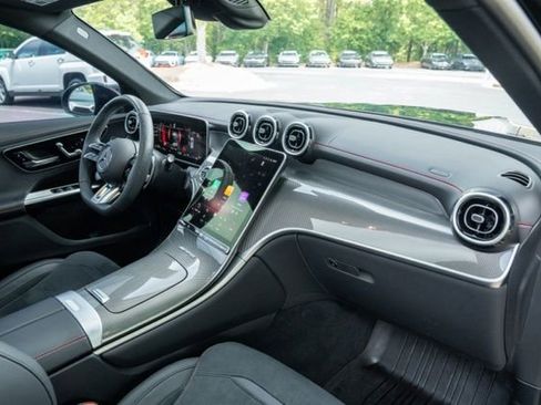 Used 2025 Mercedes-Benz GLC 43 AMG 4MATIC image 26
