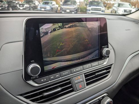 New 2025 Nissan Altima 2.5 S image 24