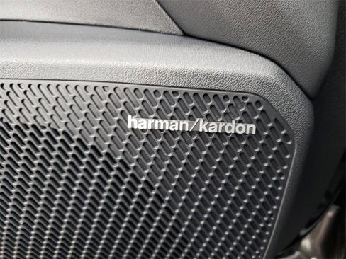 New 2025 Kia K4 GT-Line image 11