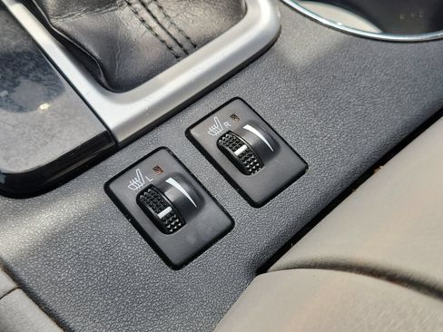 Used 2015 Toyota Highlander XLE FWD image 30