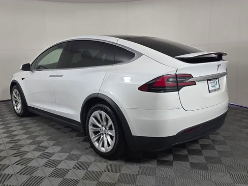Used 2020 Tesla Model X Long Range AWD/4WD image 5