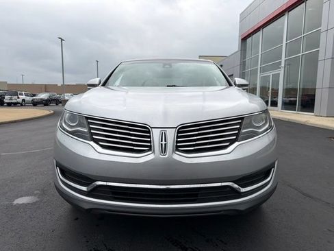 Used 2017 Lincoln MKX Select w/ Lincoln MKX Climate Package AWD/4WD image 2