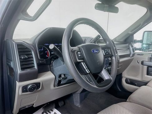 Used 2022 Ford F250 XLT image 9
