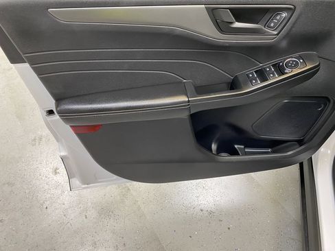 Used 2025 Ford Escape Active FWD image 20
