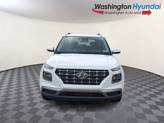 Certified 2024 Hyundai Venue SEL FWD image 2