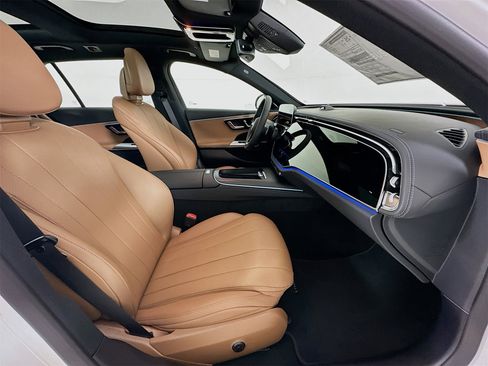 New 2026 Mercedes-Benz E 450 4MATIC All-Terrain Wagon image 31