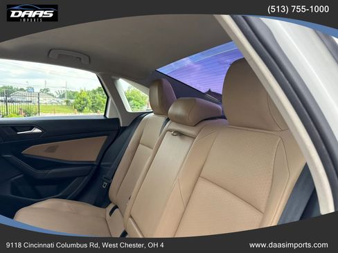 Used 2020 Volkswagen Jetta SE w/ SE Cold Weather Package FWD image 16