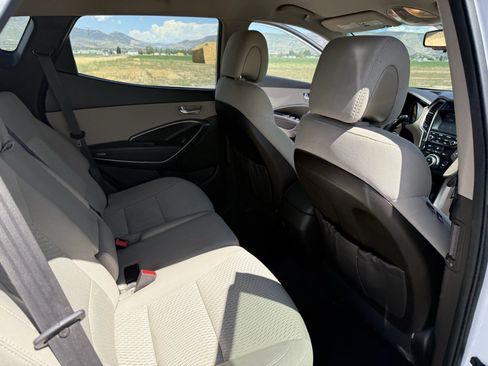 Used 2017 Hyundai Santa Fe Sport AWD/4WD image 34