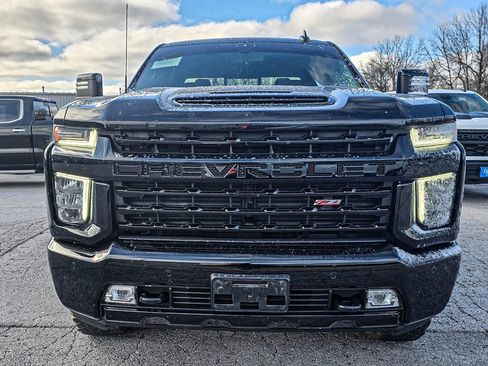 Used 2023 Chevrolet Silverado 2500 LT w/ Midnight Edition image 2