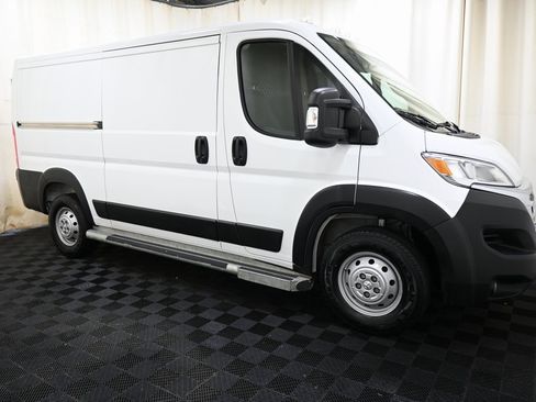 Used 2023 RAM ProMaster 2500 image 8