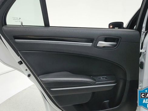 Used 2021 Chrysler 300 S image 35