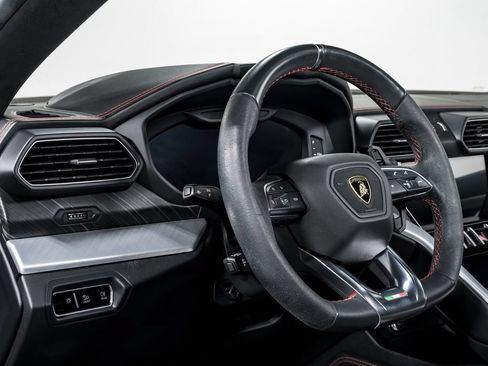 Used 2020 Lamborghini Urus AWD/4WD image 14